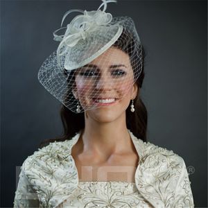 Principessa Kate Middleton a grandezza naturale figura di cera celebrità in vendita - Product Image 3