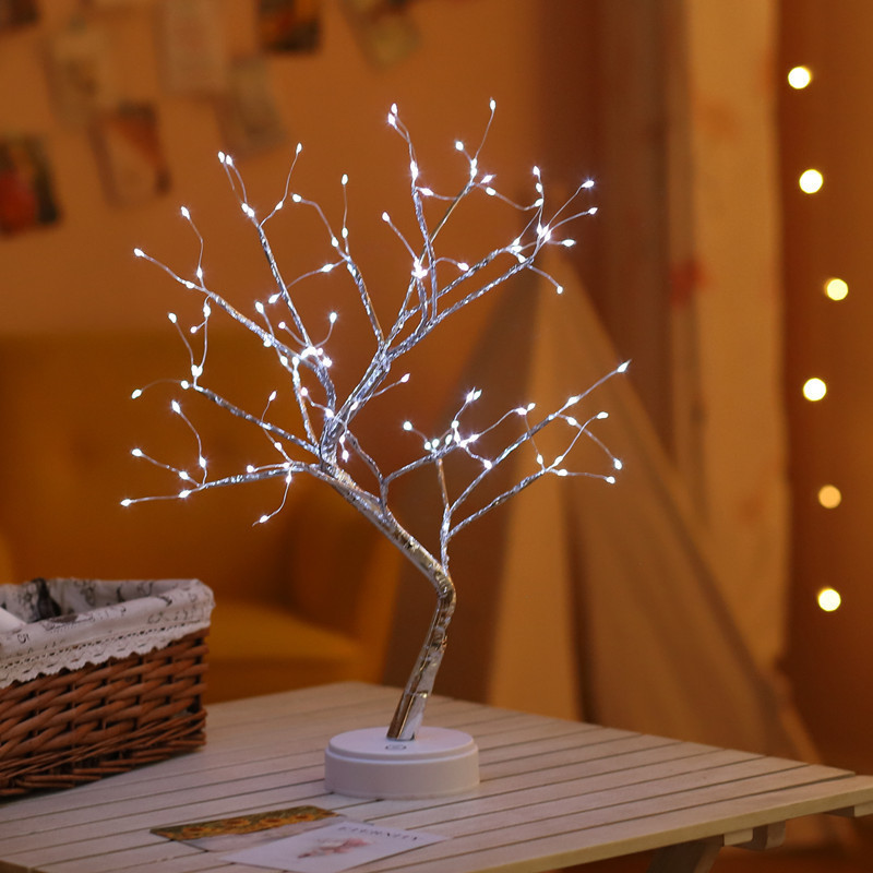 Lampe arbre 108l avec branches argentées et lumière blanche