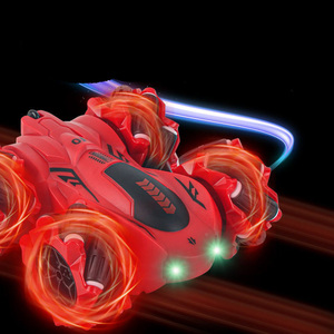 2.4G 1:20 RCカーサイドトラベル両面ドリフトリモートコントロールスタントカーラジオ電気クールキッズボーイズ