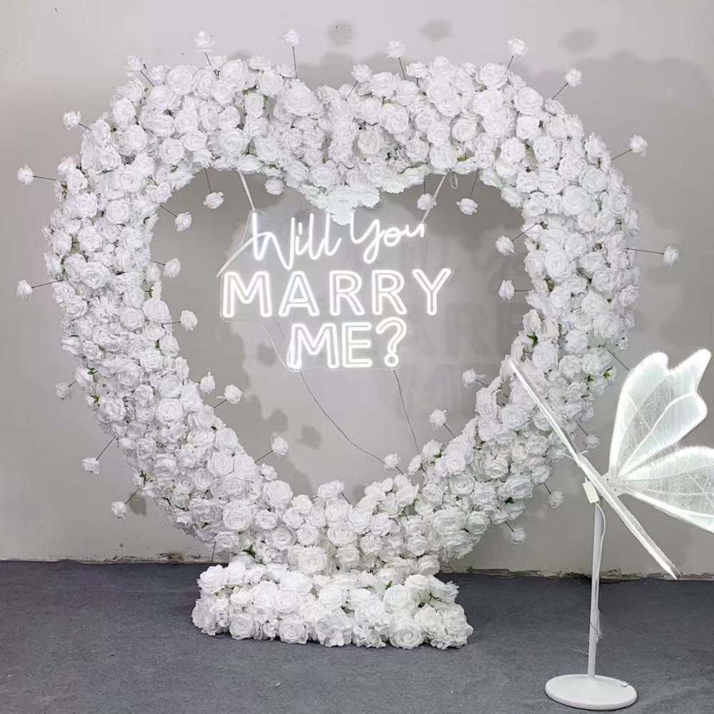 white (contains frame and 1m flower row)
