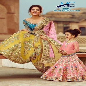 Hint tasarımcı <span class=keywords><strong>Lehenga</strong></span> Choli yeni stil <span class=keywords><strong>Lehenga</strong></span> Choli parti giymek Banarsi gelin Lehengas kadınlar için düğün elbisesi