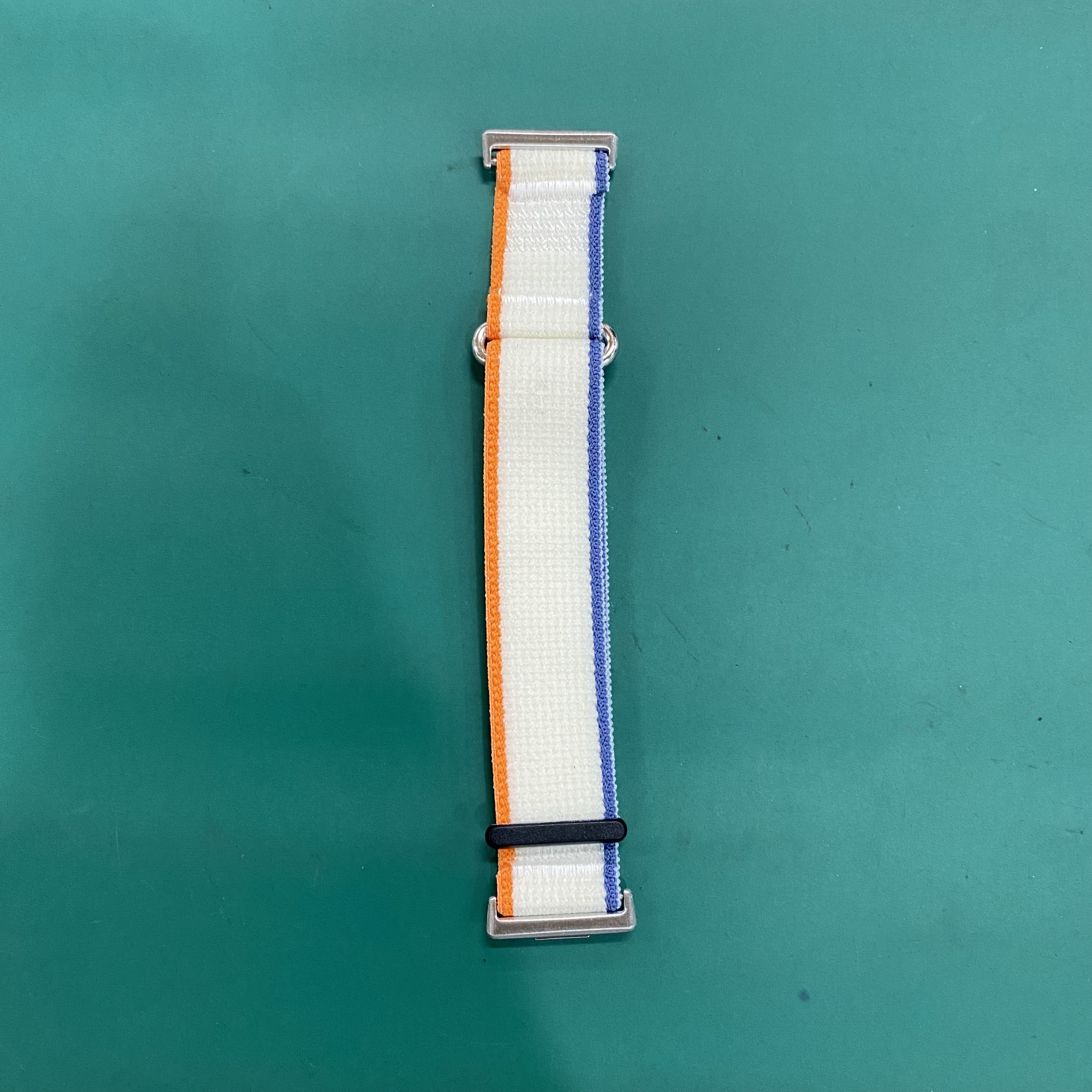 04-Only Strap