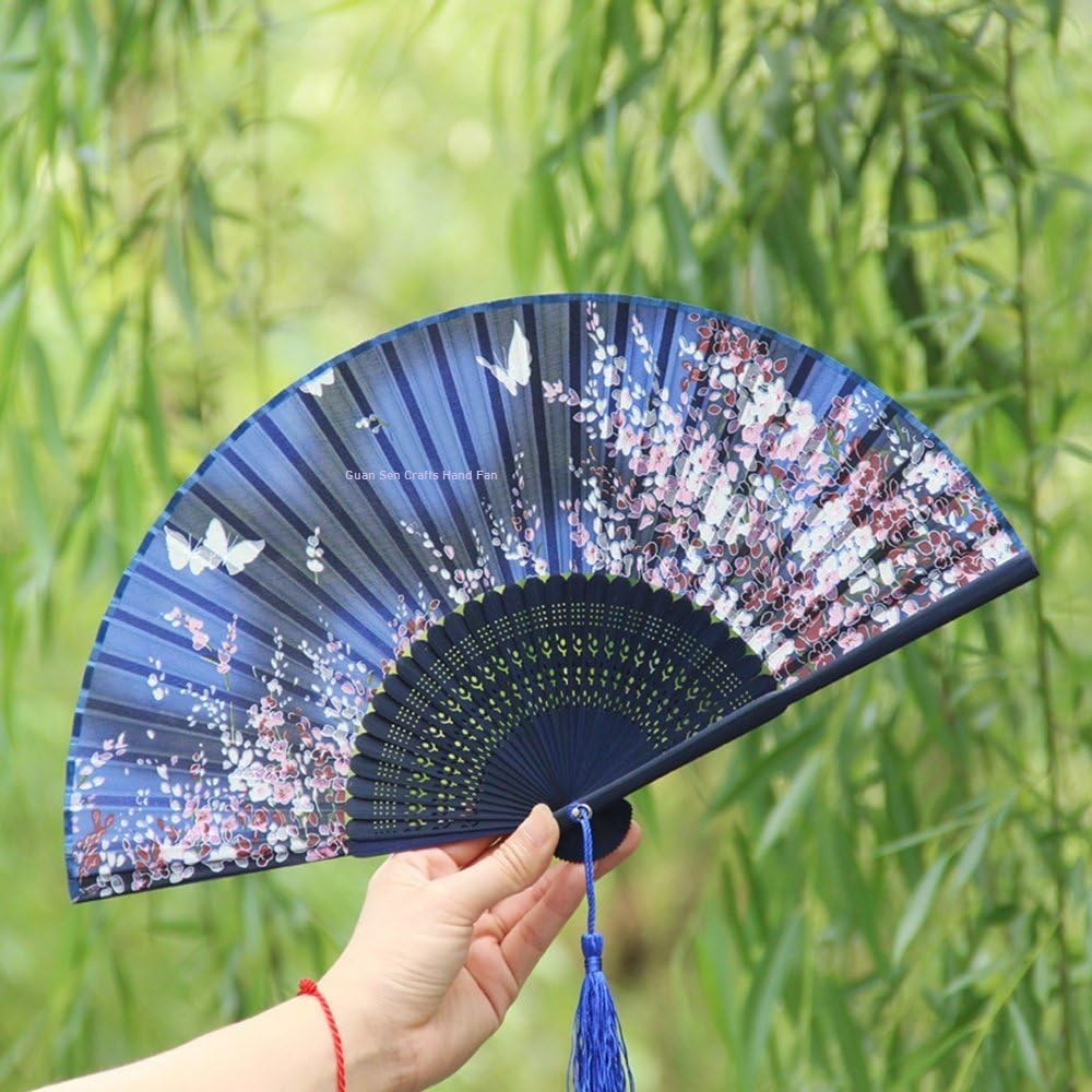 สีฟ้า