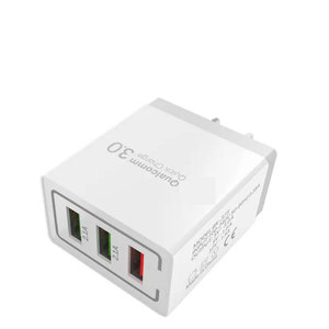 Factory Wholesale PD18W QC 3.0 US and Europe <strong>Plug</strong> 3 USB Ports <strong>Multi</strong> Compatible Fast Charging Travel Phone <strong>Adapter</strong> Wall Charger - Product Image 4
