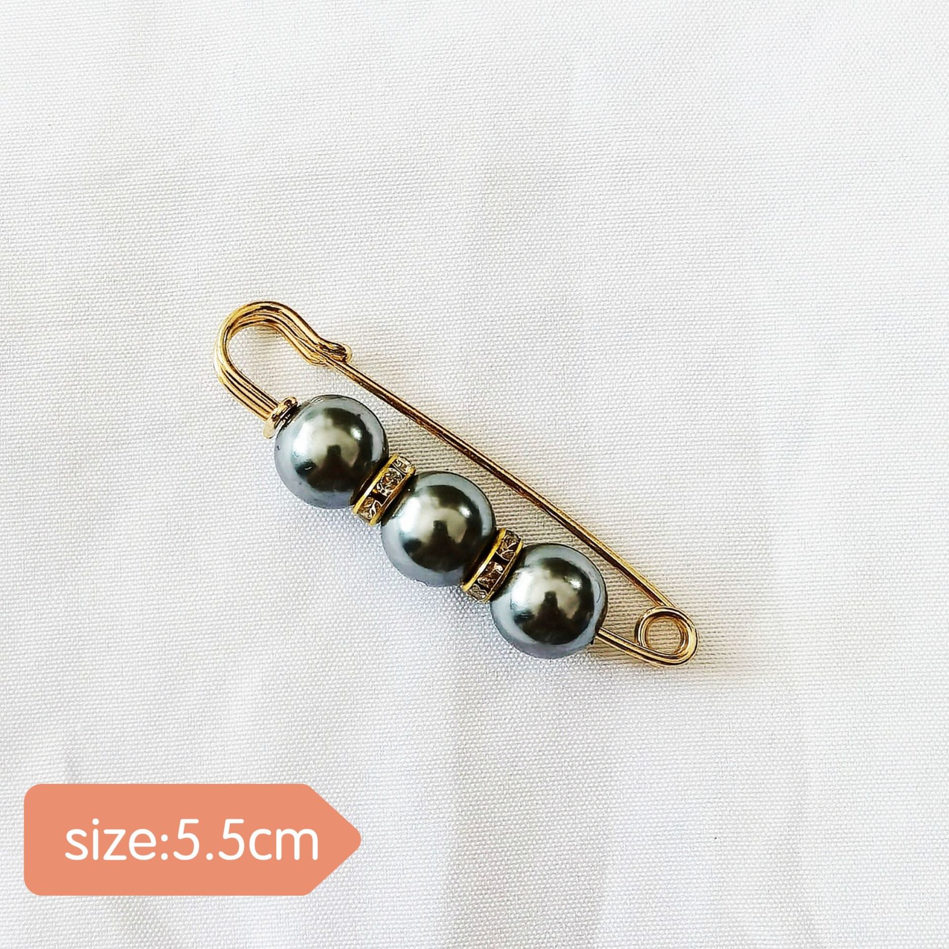 Pin 7#tres cuentas grises aguja dorada 5,5 cm
