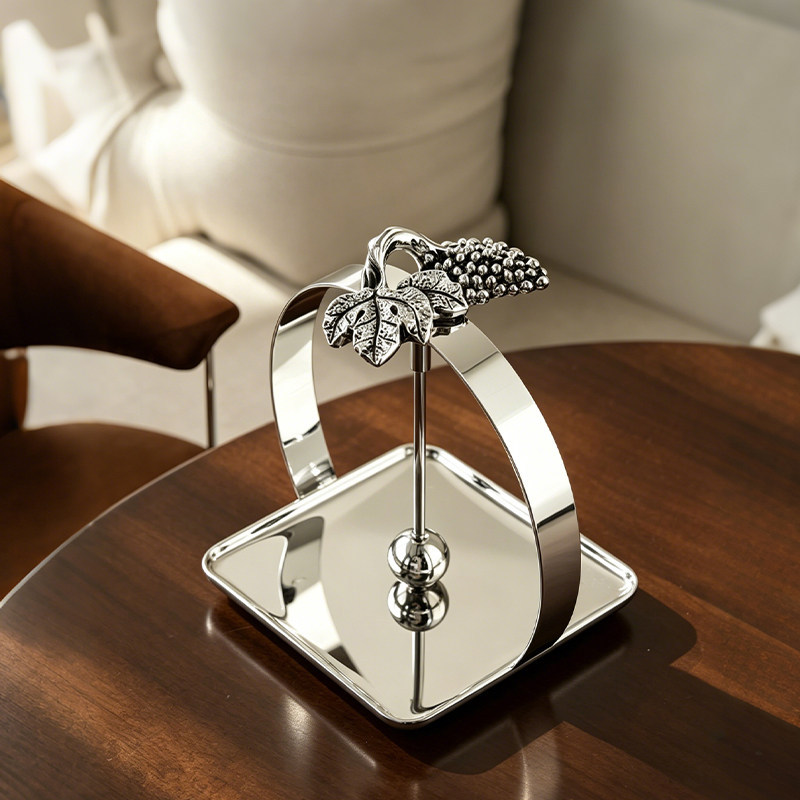 Silver Grape-patterned napkin box