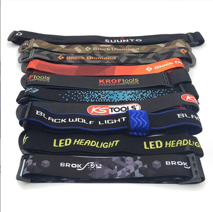 สีเทาเข้ม