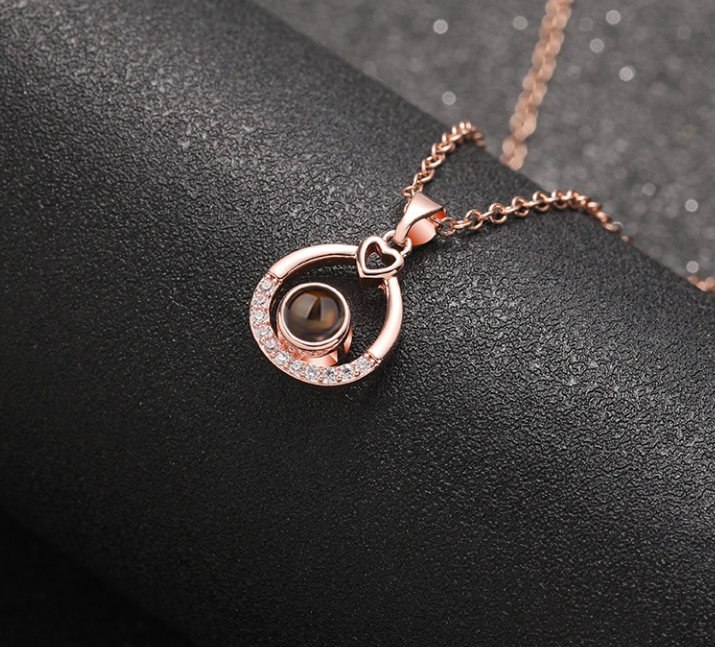 Placcatura in oro rosa con conservazione del colore UV