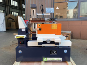 Industriale DK7745 CNC metallo Cutter lavello EDM macchina Computer con filo di filo di taglio componenti di nucleo compreso PLC Motor Gear cuscinetto - Product Image 6