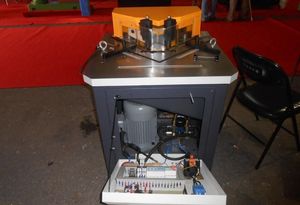 Máquina de muescas en ángulo hidráulico CNCColgar - Product Image 2