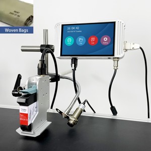 Fabrik preis T-W Tij Online Halbautomati scher Drucker Text Tinten strahl drucker Chargen druck Datum Codierer Maschine für gewebte Taschen - Product Image 1