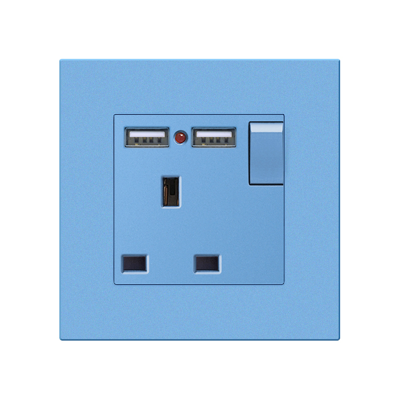 Switched UK socket with 2 USB port