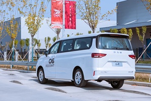 <strong>Brand</strong> <strong>New</strong> BAW 2.0L Euro 6 Mini Van <strong>MPV</strong> 4x2 RWD Rear Axle 5MT Manual Gearbox 9 Wagon Fabric Low Price - Product Image 5