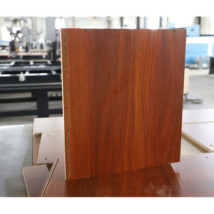 Mesa de trabajo de 2100x3000mm para fabricación de puertas de madera, máquina cnc con carga automática, mesa de descarga - Product Image 6