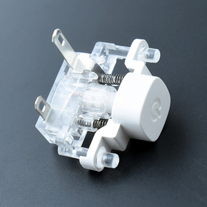 Interruttore a pulsante per presa multipla multifunzione Plug-in per uso domestico - Product Image 2
