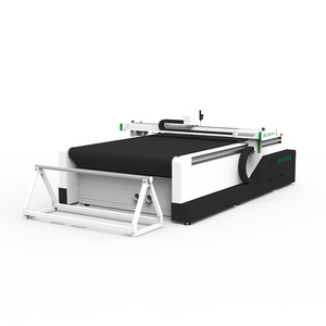 La macchina da taglio CNC taglia persiane, tende e panni per finestre con carico e scarico automatico e taglio efficiente - Product Image 4
