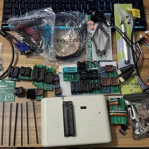 Programmatore universale <span class=keywords><strong>RT809H</strong></span> originale con prese adattatori e Compiler programmatore IC penna aspirante - Product Image 5