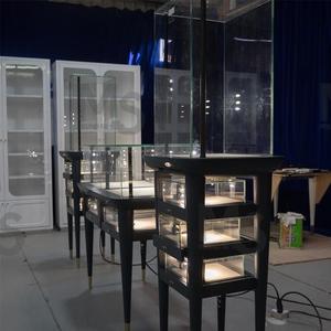 豪华优雅金属中密度纤维板珠宝手表展示柜柜台商场零售用发光二极管灯室内设计展示柜