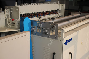 Saldatrice automatica professionale della rete metallica utilizzata nelle industrie agricole e dell'edilizia con le componenti chiave motore e PLC