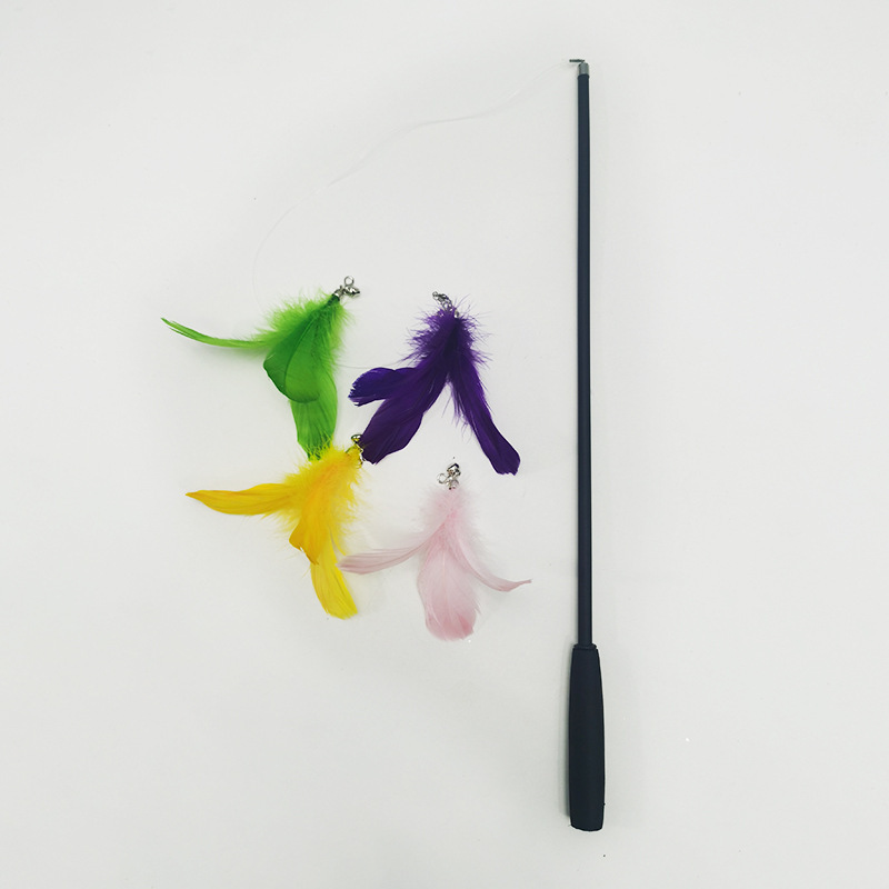 Conjunto de tocado de plumas de cuatro colores (con eje)