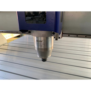 Máquina enrutadora CNC para aplicaciones de enrutamiento de madera con precio competitivo con componentes de motor competitivos - Product Image 2