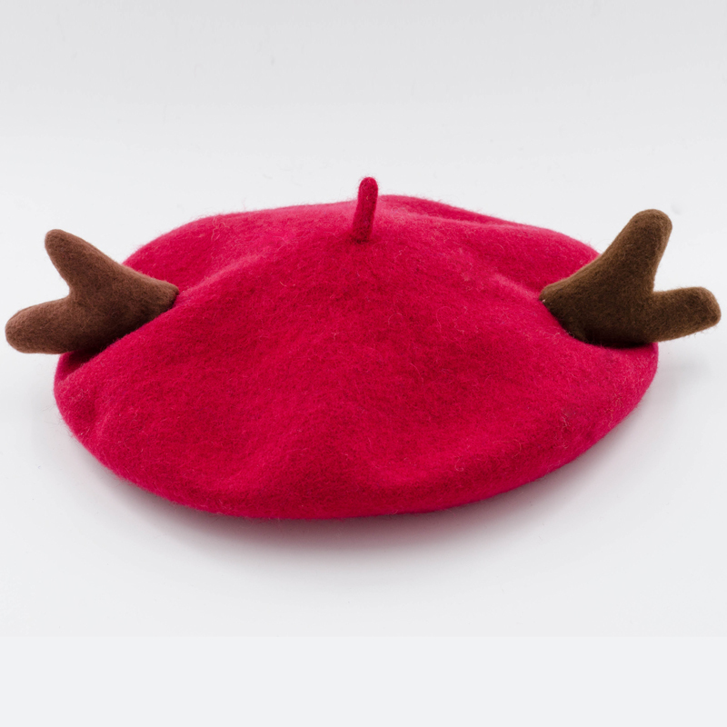 Diseño de cornamentas rojo