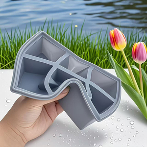Bán Buôn Hot Bán Silicone <span class=keywords><strong>Ice</strong></span> <span class=keywords><strong>Cube</strong></span> Khay Với Nắp Bpa Miễn Phí Dễ Dàng Phát Hành <span class=keywords><strong>Ice</strong></span> <span class=keywords><strong>Cube</strong></span> Khuôn Mẫu Làm <span class=keywords><strong>Ice</strong></span> Cubes - Product Image 6