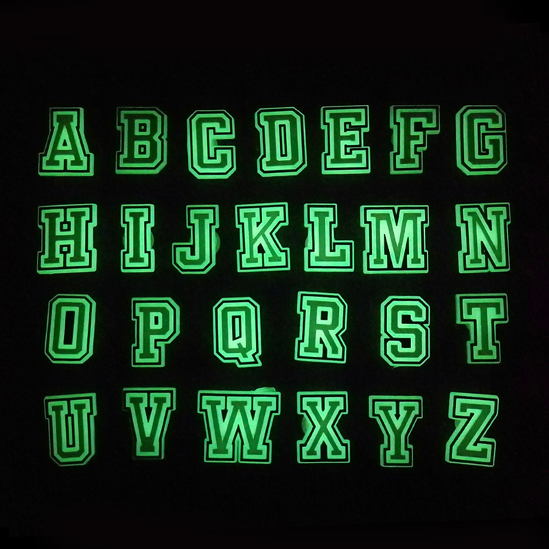 Juego de 37 piezas del alfabeto numérico luminoso.