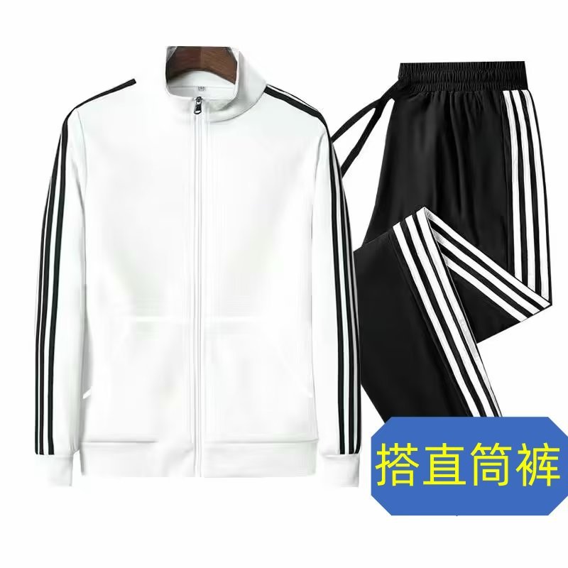 Chaqueta blanca + pantalón recto negro