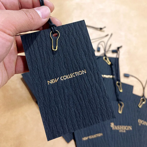 Etiqueta colgante personalizada de alta calidad, etiqueta de lujo biodegradable personalizada, etiqueta de perfume en relieve grueso para ropa, etiqueta colgante personalizada con cuerda - Product Image 5