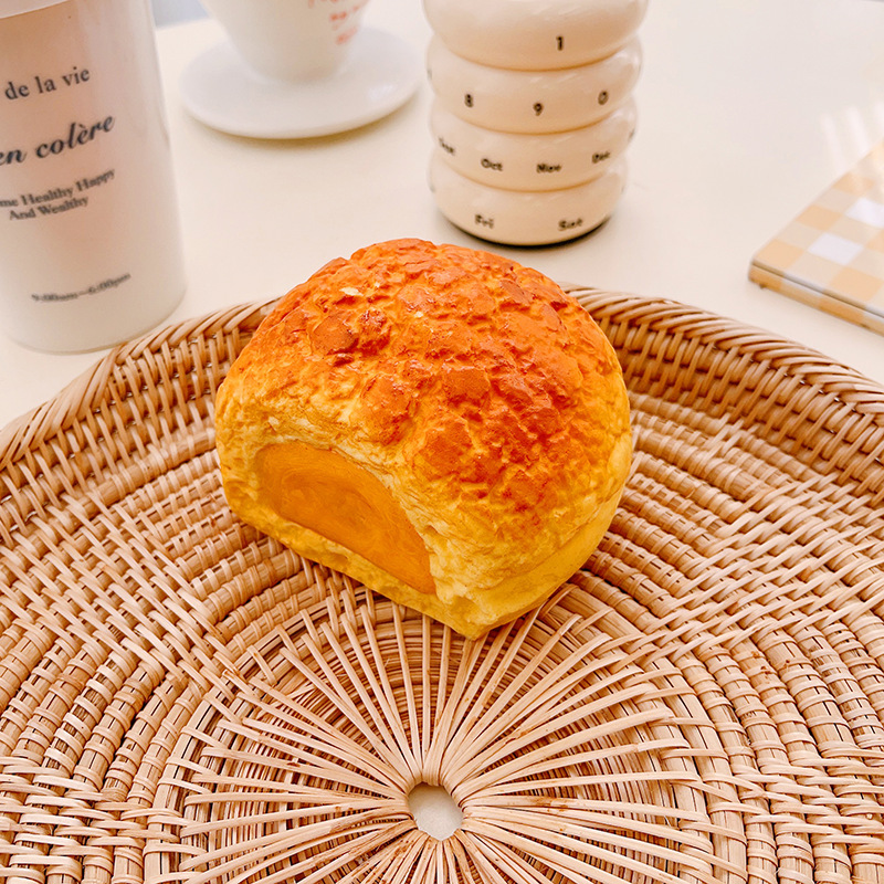 Cheese puff-slow rebound