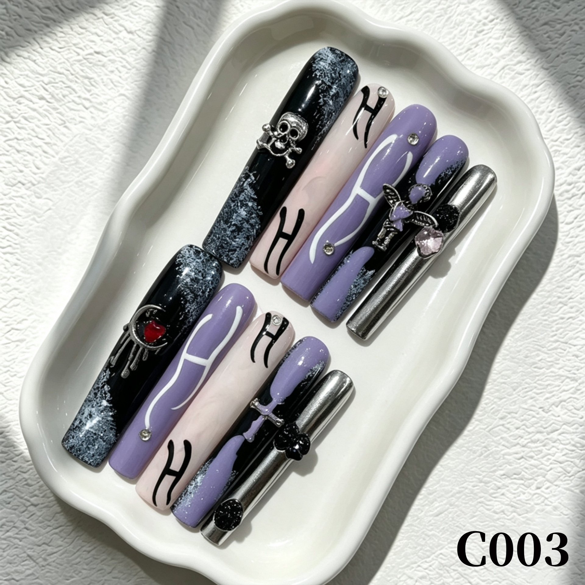 C003