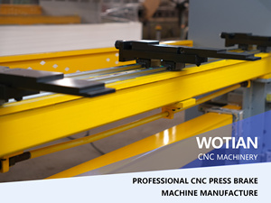<strong>DELEM</strong> DA53T/DA66T 100T4200 Electric Hydraulic CNC Press Brake Machine for Stainless Steel Bending Folding - Product Image 3