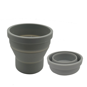 再利用可能な折りたたみ式測定折りたたみ式ワイン飲用シリコンコーヒーカップとスプーン - Product Image 1
