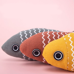 Cute Fish Linen Chew Kitten Toy Eco-Friendly <strong>Catnip</strong> Pillow for Indoor Cats and Dogs Calming Sleeping Companion for Daily <strong>Use</strong>