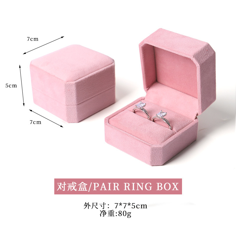 Caja rosa rosa milenio