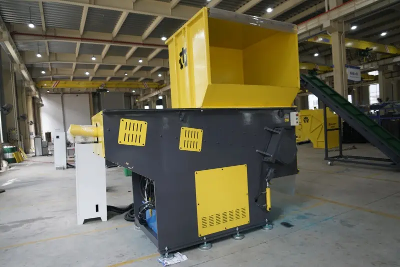 Recycling Kunststoff-Schredder maschine Kleine Holzbrecher-Maschine für Sägemehl pulver