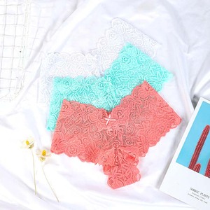 Sujetador barato Sujetador de encaje Bragas para niñas Bragas de encaje Ropa interior Venta al por mayor Ropa interior de mujer