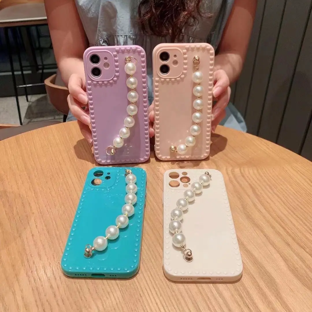 Funda de TPU suave para teléfono móvil, carcasa colorida con pulsera de perlas para iphone 11 12 13 pro max, novedad de 2023