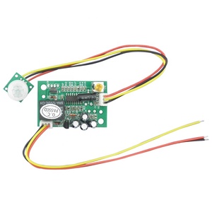 Il sensore di movimento a infrarossi PIR regola il modulo rivelatore del sensore di movimento PIR a infrarossi piroelettrici IR per Arduino