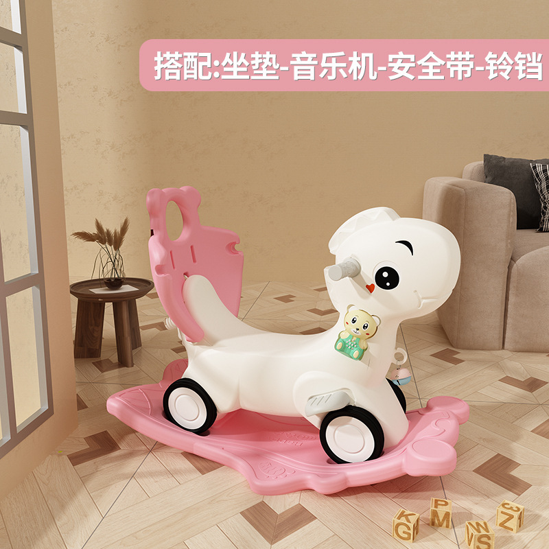 Respaldo para caballo con diseño de dinosaurio rosa.