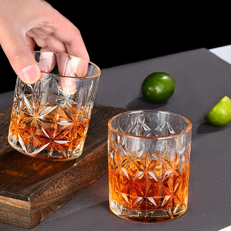 Verre à whisky gravé 11oz, verre à vin sans plomb verre à whisky rotatif en cristal à l'ancienne avec coffret cadeau de pierres à whisky