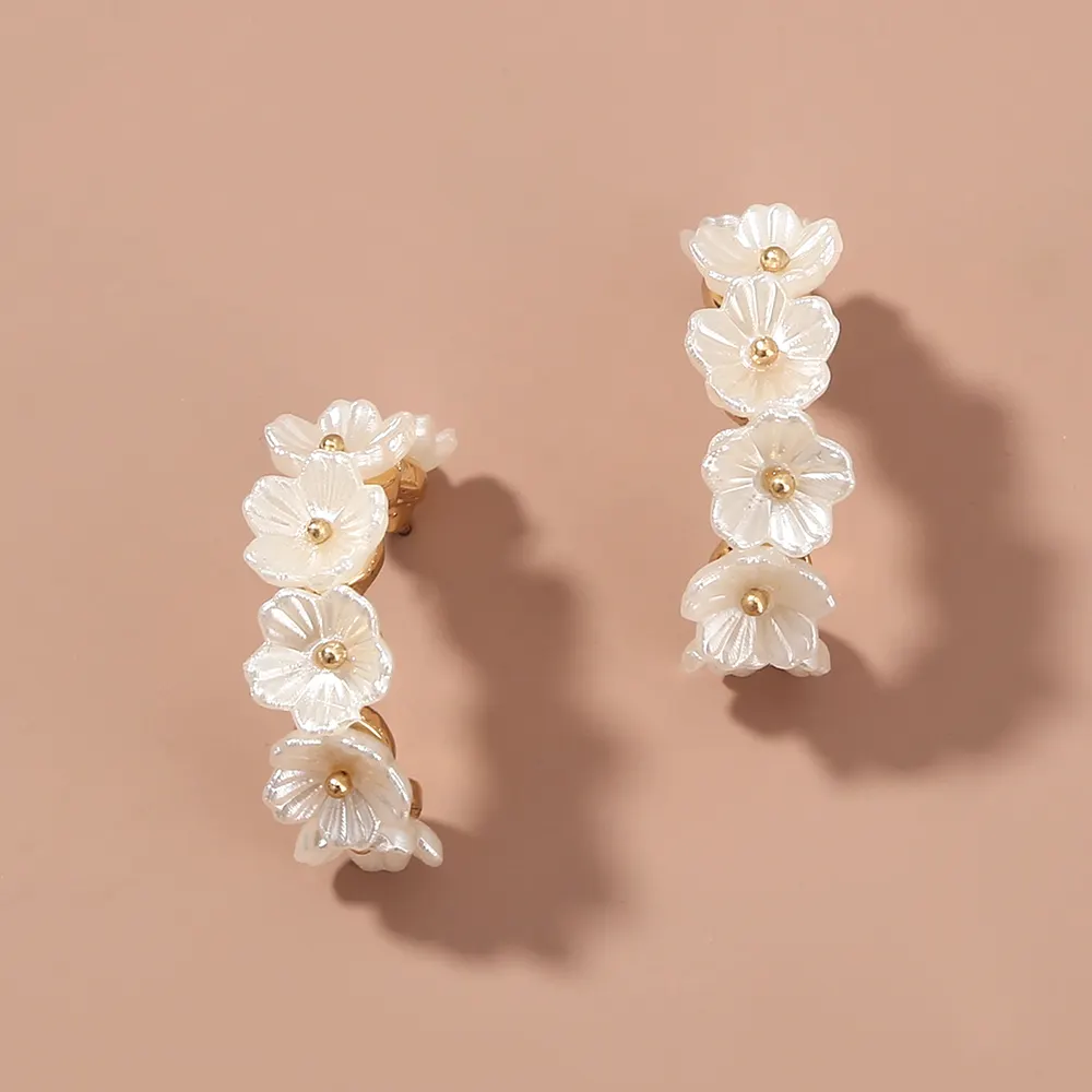2022 Dainty โบฮีเมียนต่างหูวันหยุดฤดูร้อน18พันทอง925เงินสตั๊ดมุกดอกไม้ต่างหูเครื่องประดับผู้หญิง