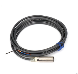 感应式接近传感器E2A-M12KS04-WP-B1 - Product Image 1