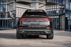 Q8 ชุดกันชนทรงกว้างเหมาะสําหรับชุดบอดี้คาร์บอนไฟเบอร์ Audi Q8 SQ8 LD