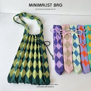 Kadın seyahat seyahat organ çantası için örme plise çanta büyü<span class=keywords><strong>k</strong></span> elmas ekose çapraz omuzdan askili çanta