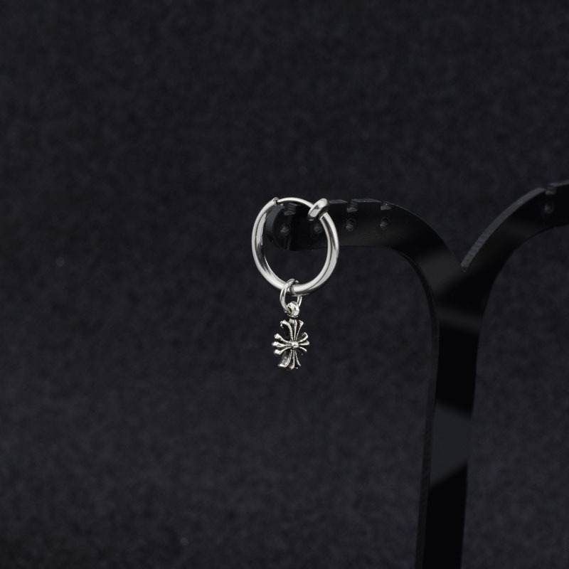 E007-Silver 7 (Une boucle d'oreille sans trou pour l'oreille)