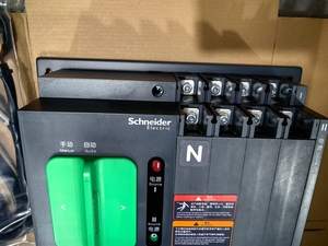 Prodotto originale autentico dal marchio Sch Neider interruttore di trasferimento automatico a doppia potenza Wotpc114s3 4P 32A H Controller - Product Image 3