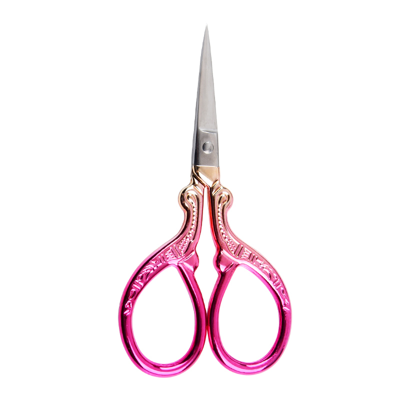 Gradient pink-pointed tip