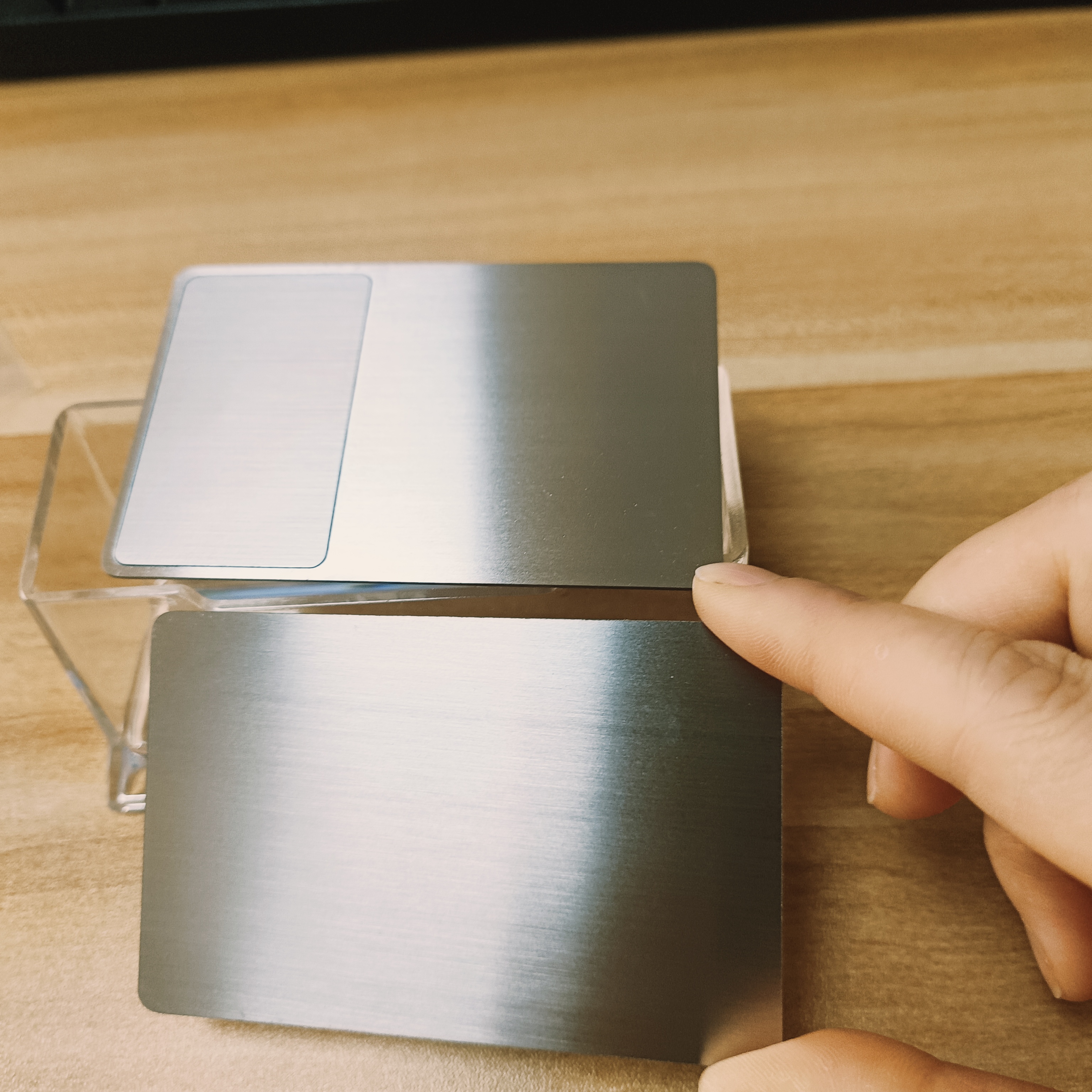 argent brossé avec rectangle